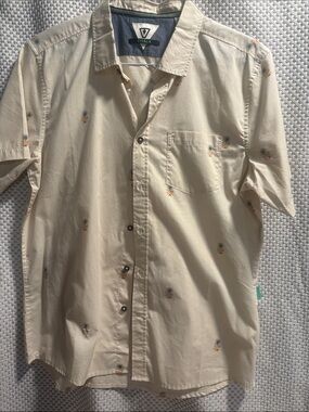 VISSLA Cream Short Sleeve Button-Down with Print